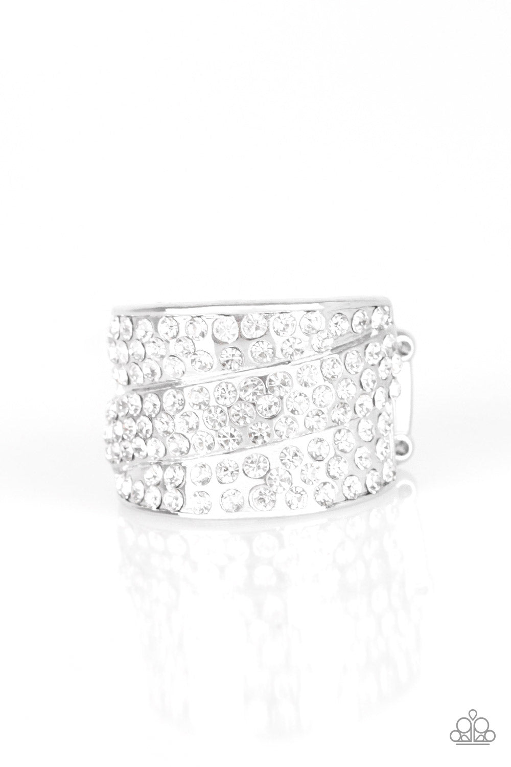 The Millionaires Club - White - Paparazzi Blockbuster Ring