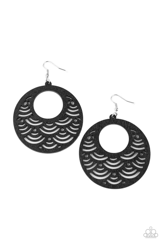 SEA Le Vie! - Black Paparazzi Earrings